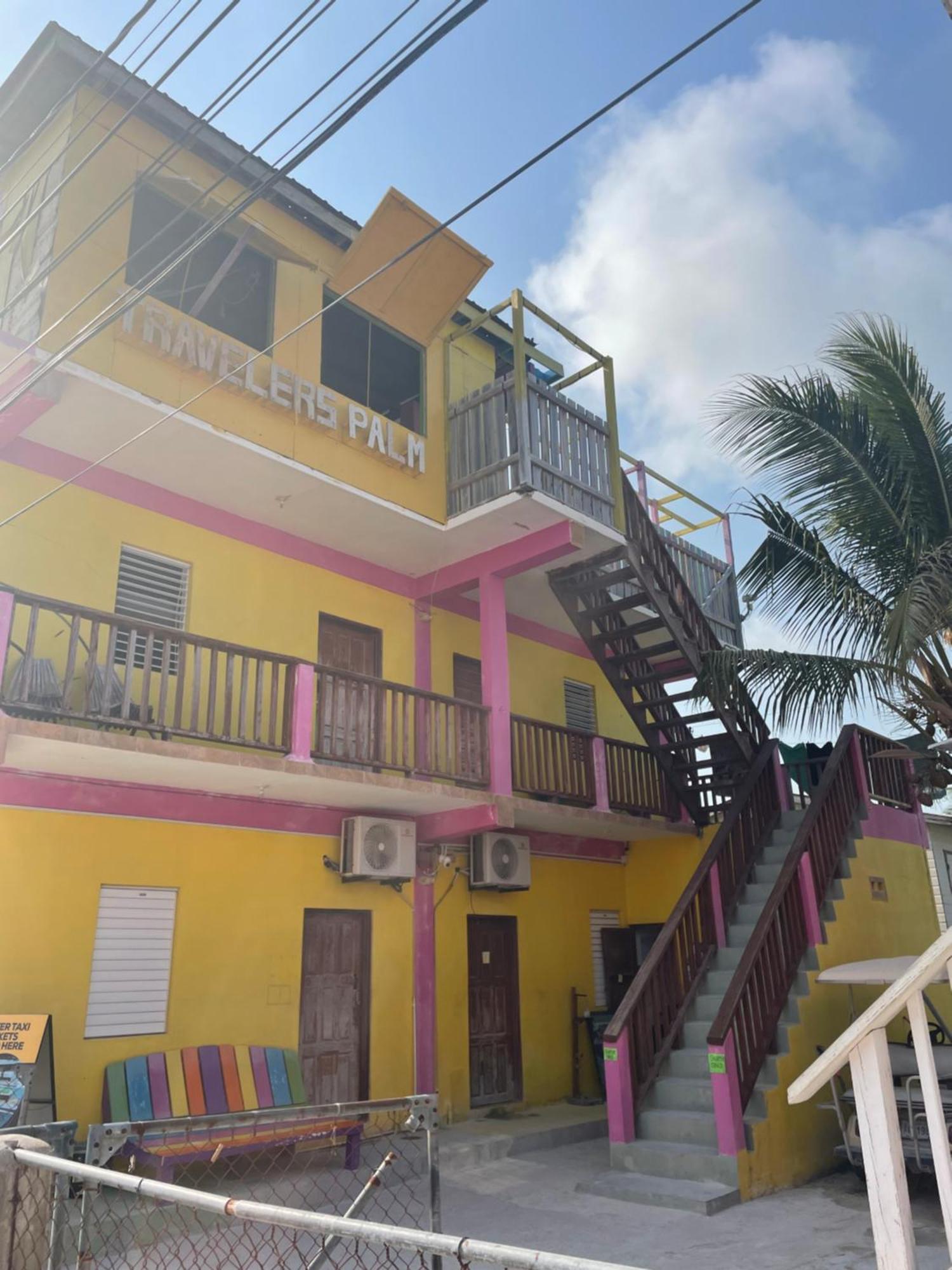 Travellers Palm Backpackers Hostel Caye Caulker Ngoại thất bức ảnh