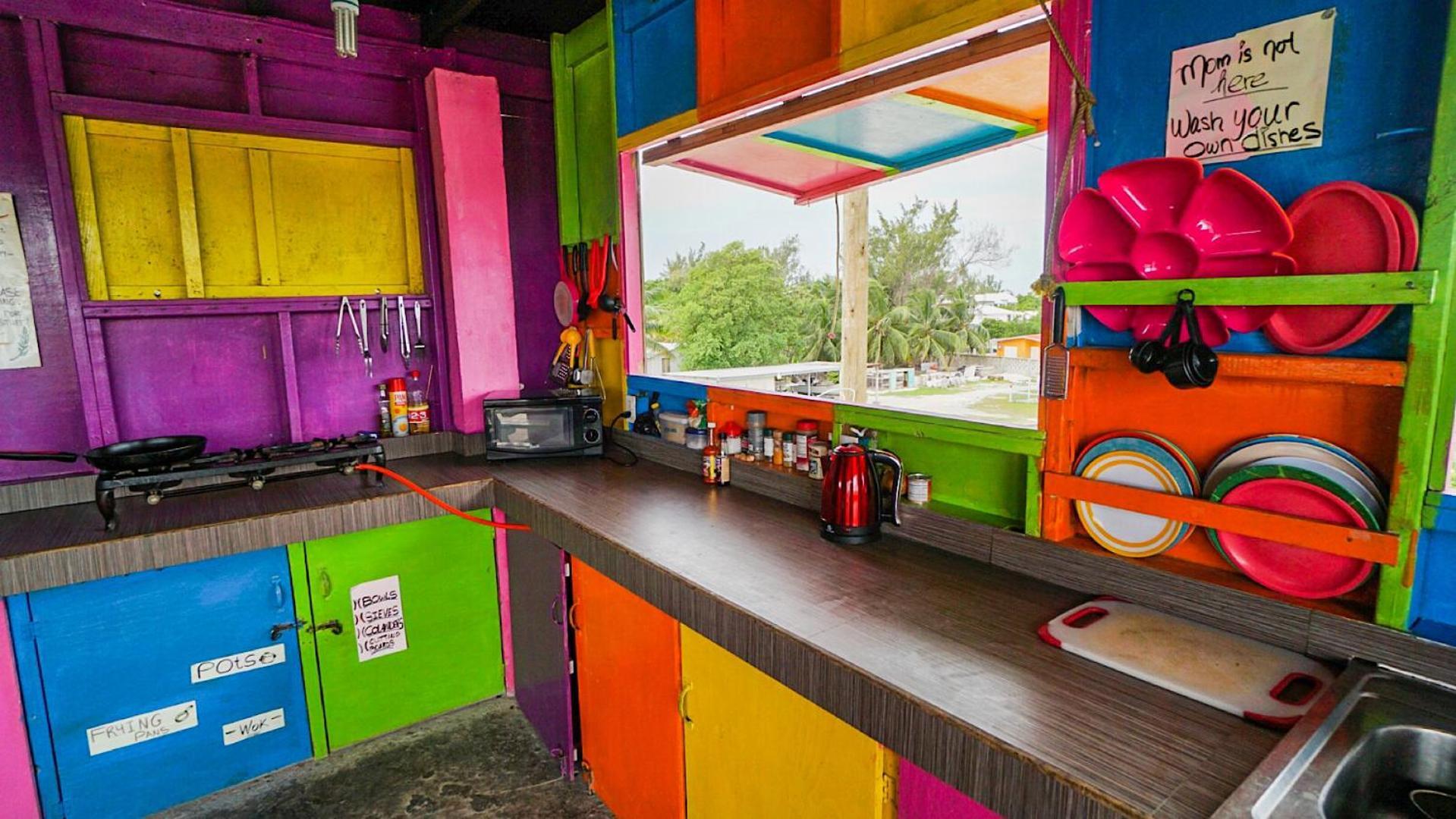 Travellers Palm Backpackers Hostel Caye Caulker Ngoại thất bức ảnh